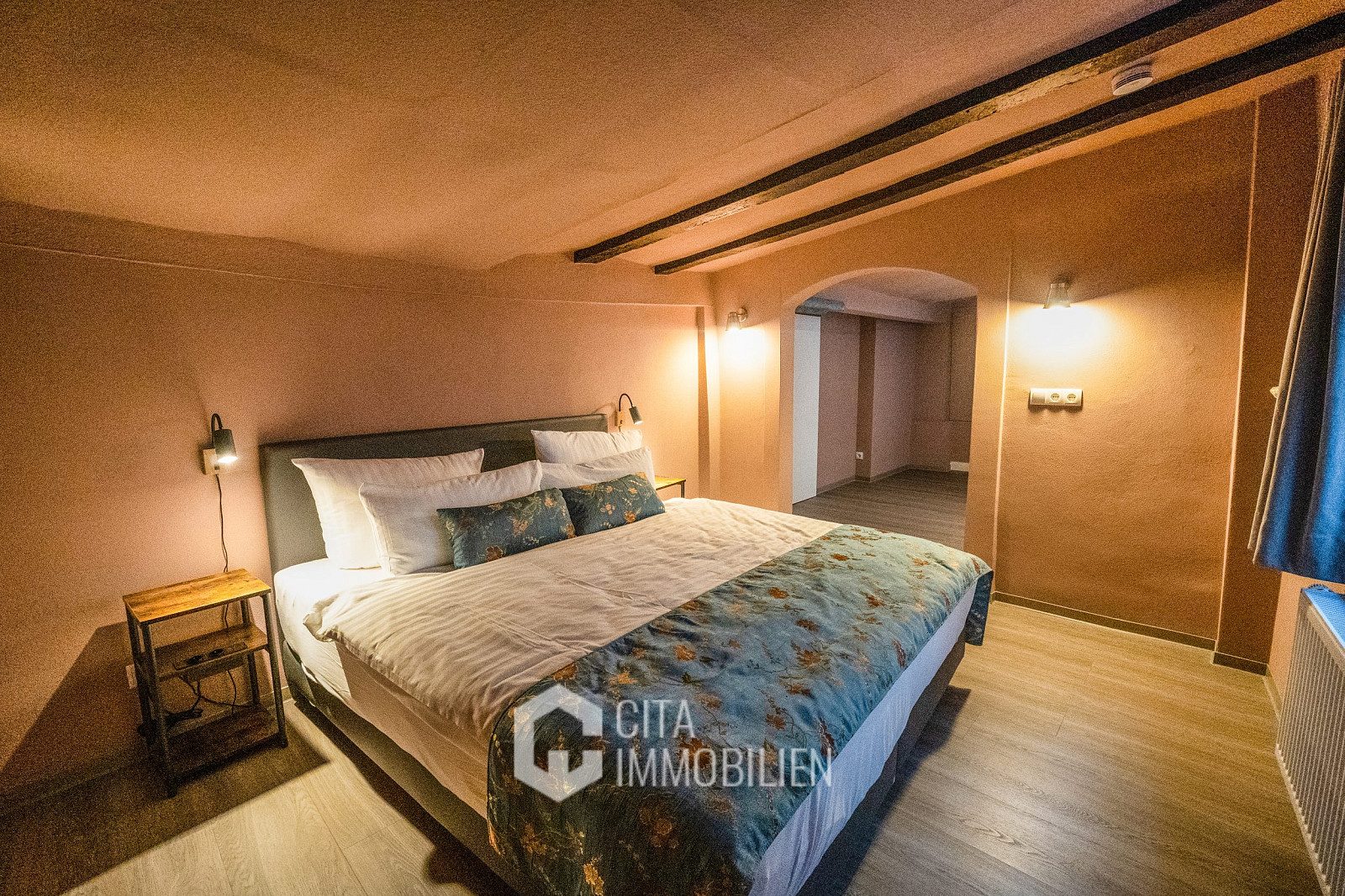 Schlafzimmer 1