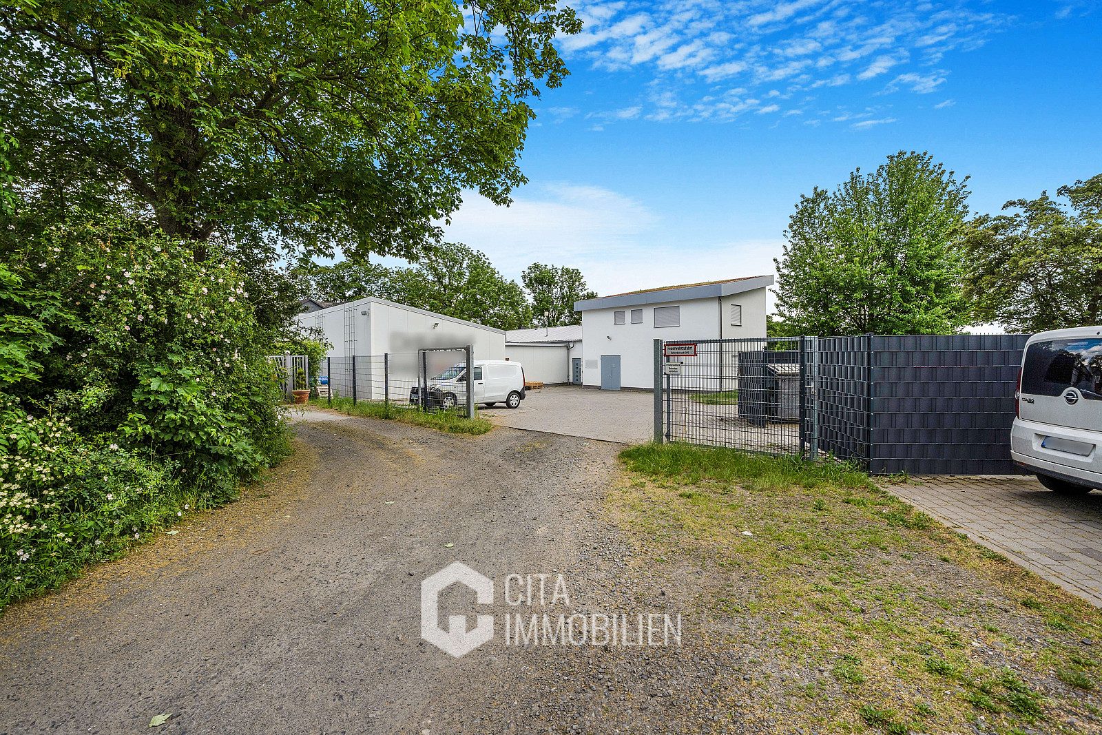 Voll vermietete Gewerbeimmobilie Friedberg | 860 m² Halle & Büro | 115.800 € JNKM | 6,29 % Rendite – Bild 2
