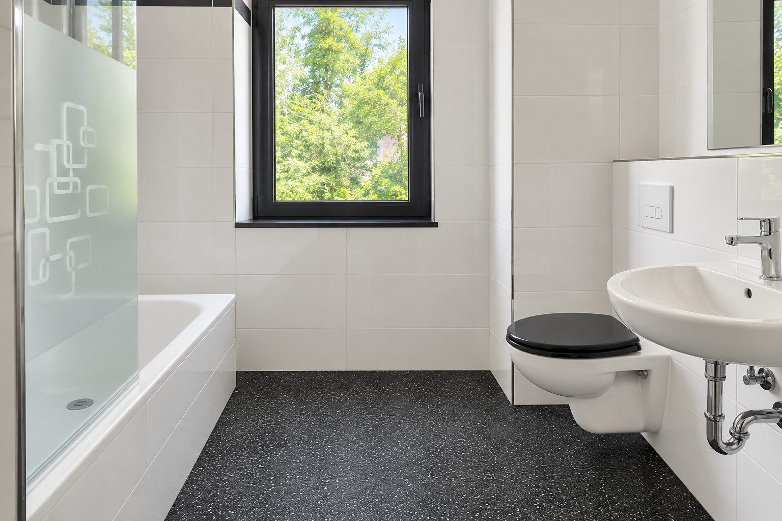 Badezimmer mit Fenster