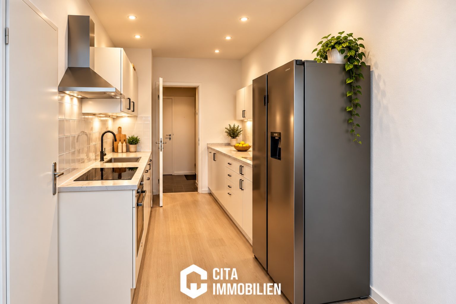 Vermietete 3-Zimmer-Wohnung mit Balkon, Aufzug & Garage in Frankfurt-Hausen – Bild 4
